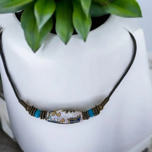 70’s Hippie Necklace - Picture 1 of 10